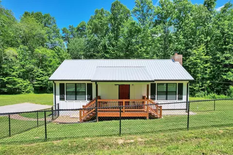 103 Dockery Rd, Tellico Plains, TN 37385