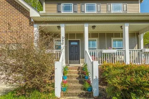 790 Windrush Loop, Chattanooga, TN 37421 photo 3