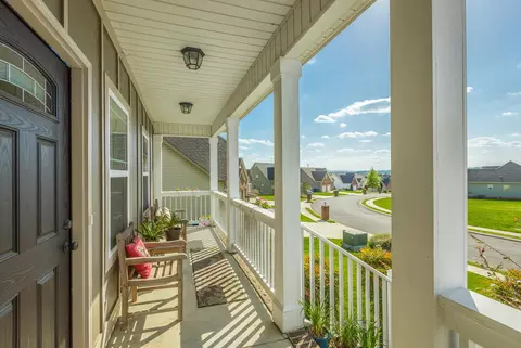 790 Windrush Loop, Chattanooga, TN 37421 photo 4