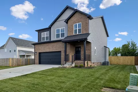 1702 Cabana Dr, Clarksville, TN 37042