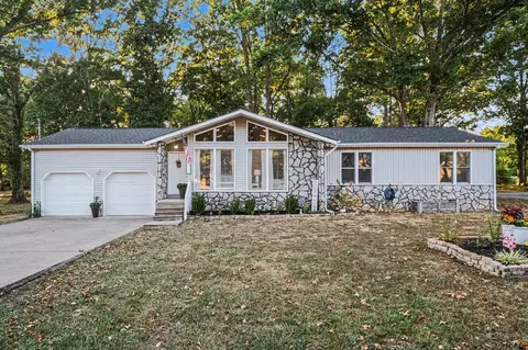 104 Ligon Dr, Shelbyville, TN 37160