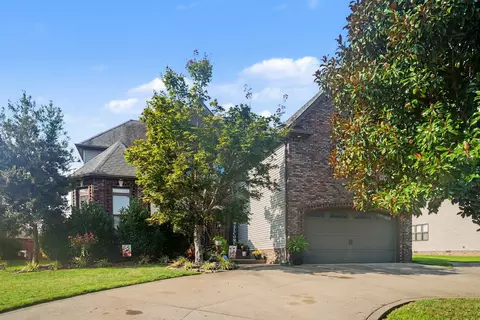 1520 Green Grove Way, Clarksville, TN 37043
