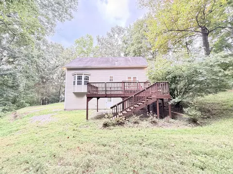 Exterior - 608 Beechtree Ct, Burns, TN 37029 photo 2 of 3