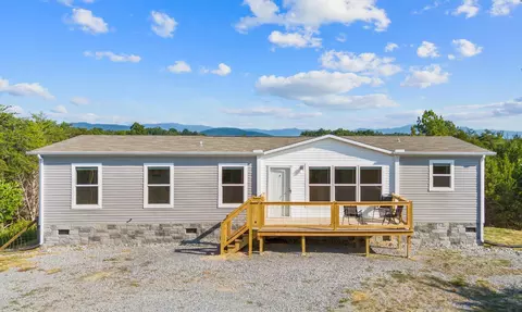 2710 Buck Horn Rd, Sevierville, TN 37876