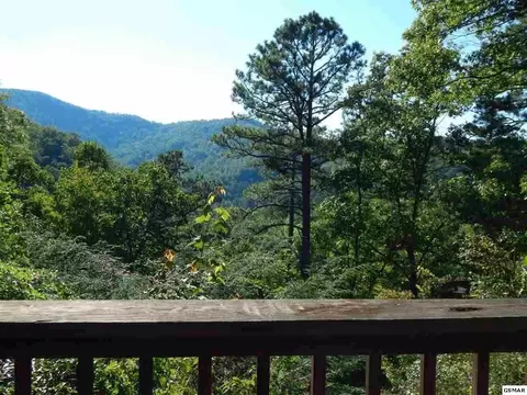3517 Sugar Maple Loop Rd, Sevierville, TN 37862 photo 17