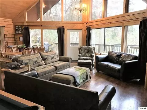 3517 Sugar Maple Loop Rd, Sevierville, TN 37862 photo 1