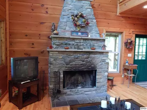 3533 Wolf Way, Sevierville, TN 37862 photo 5