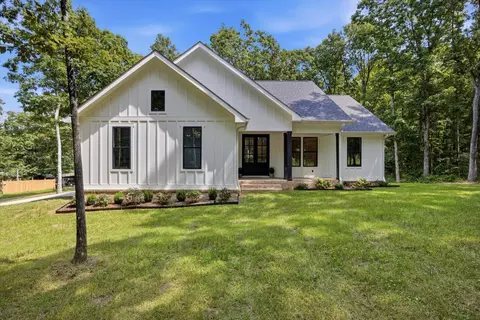 252 Woodland Way, Signal Mountain, TN 37377