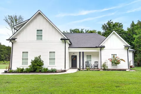 212 Anderton Rd, Bell Buckle, TN 37020