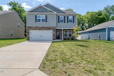 3610 Gregory Dr, Maryville, TN 37804