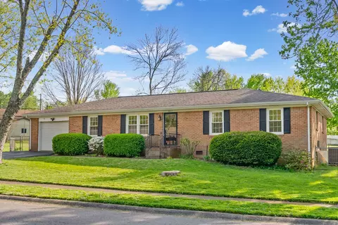 3611 Bahama Dr, Hopkinsville, KY 42240