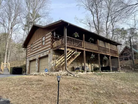 1529 Hidden Cir, Sevierville, TN 37876