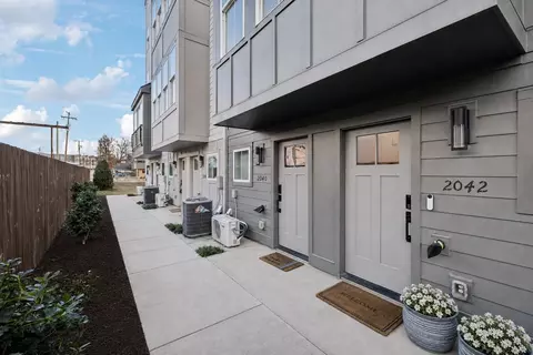 2042 Edison Park Ln, Nashville, TN 37209