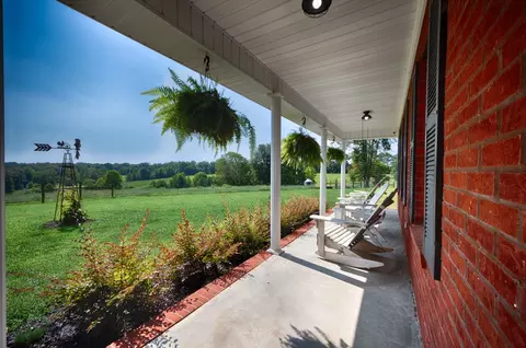 Exterior - 1501 Puncheon Branch Rd, Goodspring, TN 38460 photo 3 of 17
