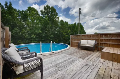 Exterior - 1501 Puncheon Branch Rd, Goodspring, TN 38460 photo 9 of 17