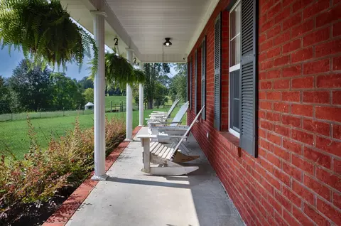 Exterior - 1501 Puncheon Branch Rd, Goodspring, TN 38460 photo 2 of 17