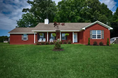 Exterior - 1501 Puncheon Branch Rd, Goodspring, TN 38460 photo 1 of 17