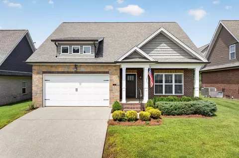 1103 Cross Pointe Dr, Cookeville, TN 38506
