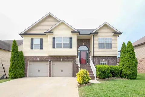 1442 Raven Rd, Clarksville, TN 37042