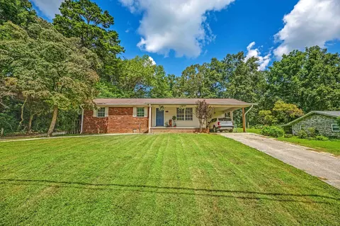 335 Winchester Rd, Lenoir City, TN 37772
