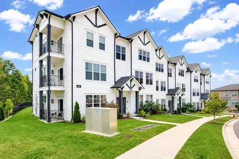 482 Portsdale Dr #9, Brentwood, TN 37027