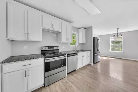 105 Lillian St, Mcminnville, TN 37110