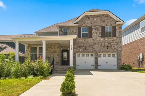 1100 Pebble Run Rd, Hendersonville, TN 37075