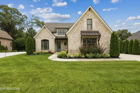 12424 English Laurel Ln, Farragut, TN 37934