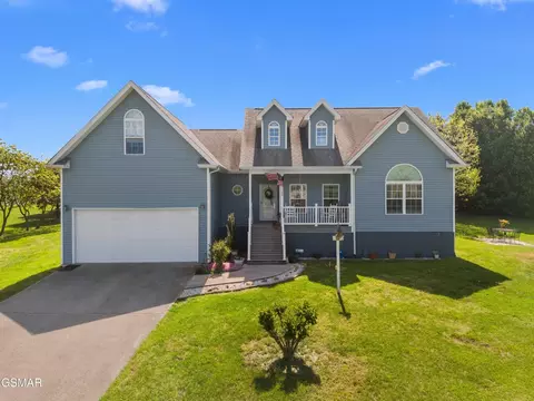 2150 Katie Ln, Dandridge, TN 37725
