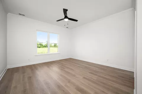 Bedroom - 5520 Sinclair St, Murfreesboro, TN 37127 photo 4 of 8