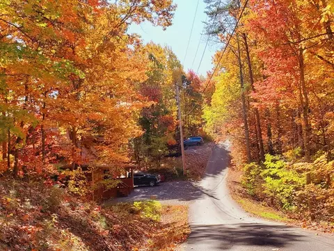 2436 East Vw, Sevierville, TN 37876 photo 5