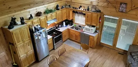 2436 East Vw, Sevierville, TN 37876 photo 3