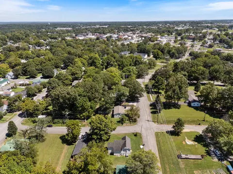 206 Freeman Ave, Dickson, TN 37055 photo 9