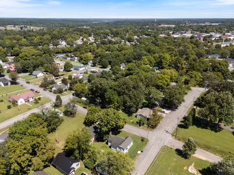 206 Freeman Ave, Dickson, TN 37055 photo 10