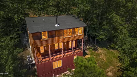 3307 Chinquapin Dr, Sevierville, TN 37876
