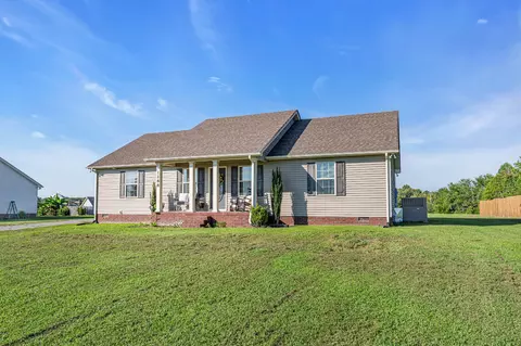 1288 Mount Olive Rd, Westmoreland, TN 37186