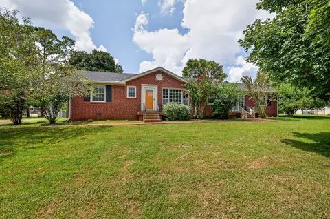 132 Winwood Dr, Lebanon, TN 37087