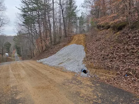 126 County Road 179, Athens, TN 37303