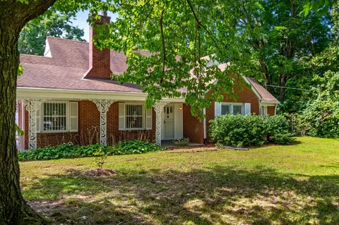 717 Currey Rd, Nashville, TN 37217
