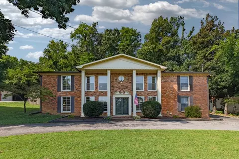 6805 Cloudland Dr, Nashville, TN 37205