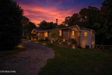 1932 Duncan Rd, Knoxville, TN 37919