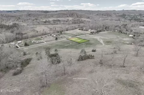 4 N Nopone Valley Rd, Decatur, TN 37322