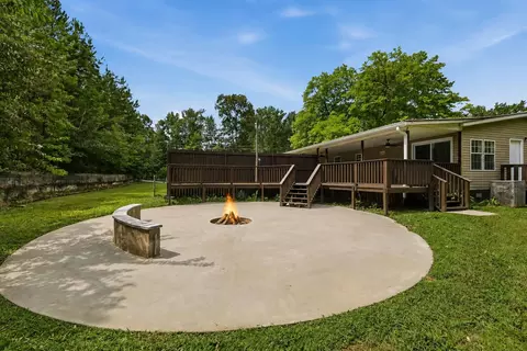 10632 Card Rd, Soddy Daisy, TN 37379