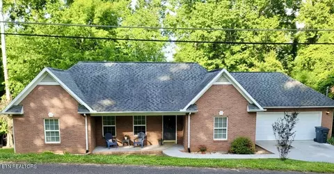 6133 Weems Rd, Knoxville, TN 37918