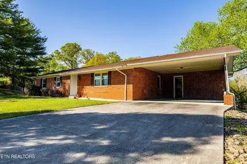 807 Marcaro Ln, Maryville, TN 37801