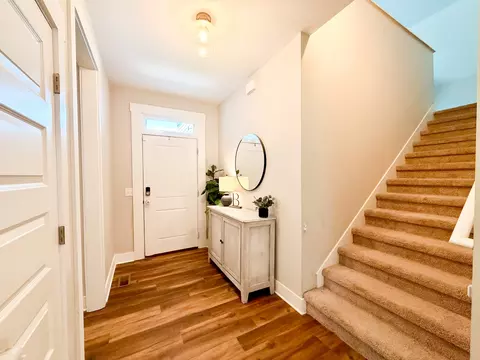 Entry Way - 1149 Jonathan Ln, Springfield, TN 37172 photo 5 of 5
