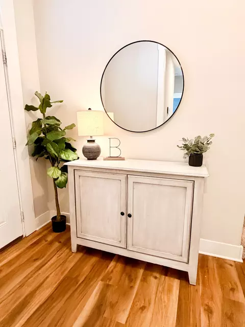 Entry Way - 1149 Jonathan Ln, Springfield, TN 37172 photo 3 of 5