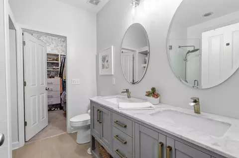 Bath - 329 Griffin Pl, Hermitage, TN 37076 photo 2 of 4