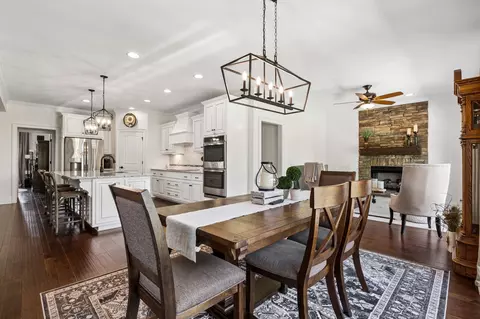 Dining - 1649 Constellation Ct, Murfreesboro, TN 37129 photo 3 of 3