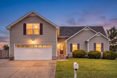 3795 Madeline Ct, Clarksville, TN 37042